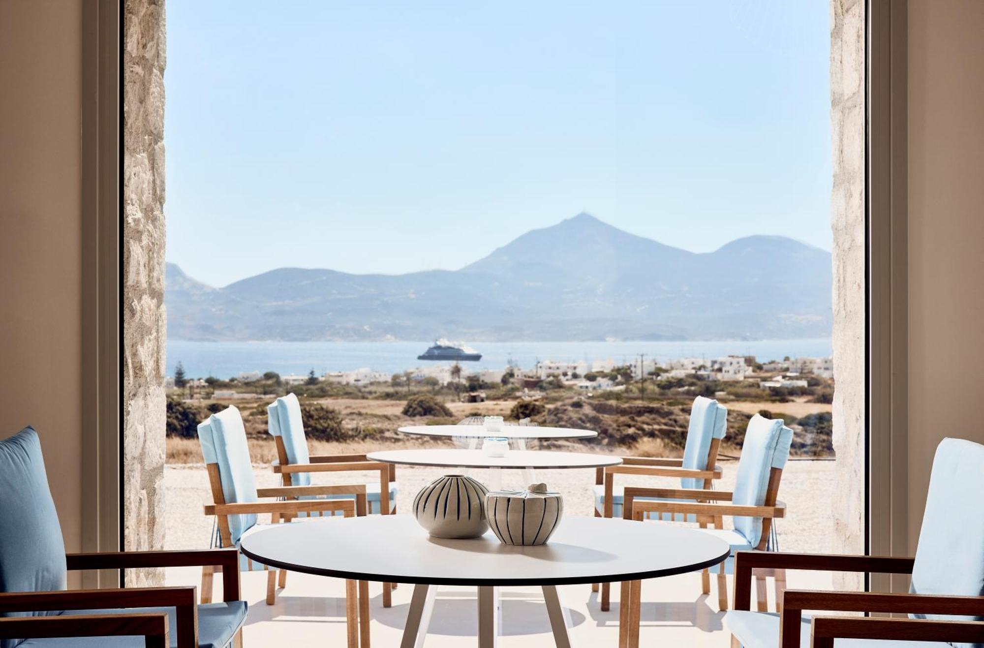 Civitas Milos Adamantas  Exterior photo