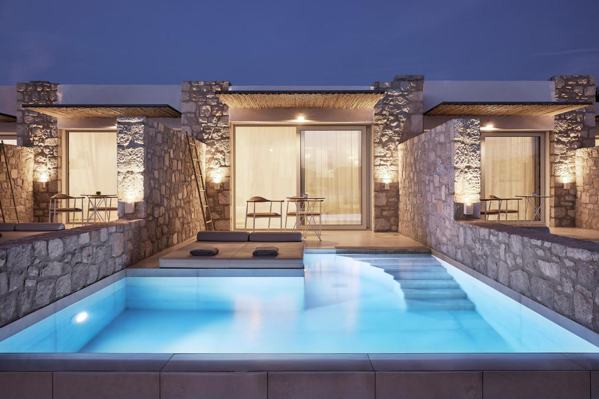 Civitas Milos Adamantas  Exterior photo